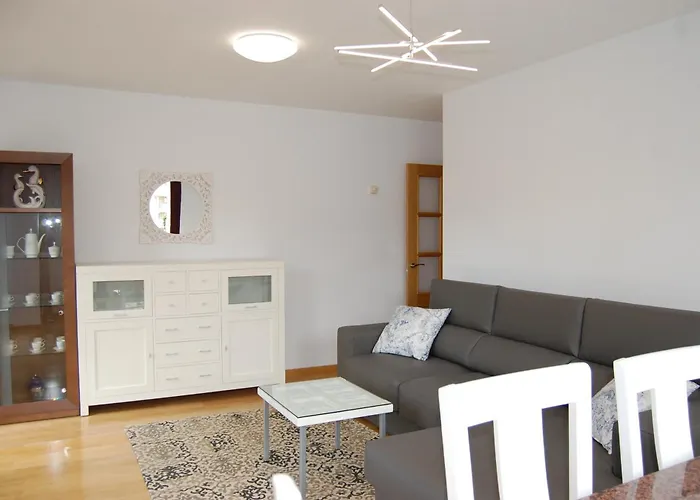 Gestiona2R - Apartamento 3 Habitaciones Landaburu